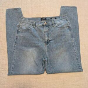 Women's Curve Appeal Jeans